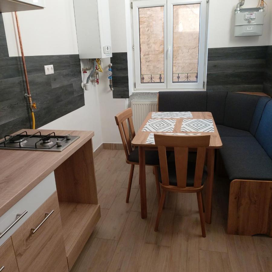 Arkad Center Apartman Szeged Buitenkant foto