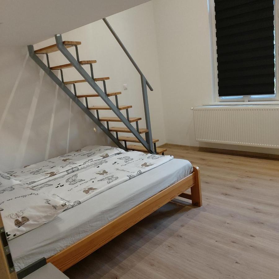 Arkad Center Apartman Szeged Buitenkant foto